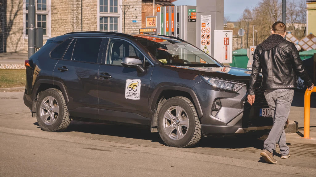 Autokooli auto Toyota 26_1